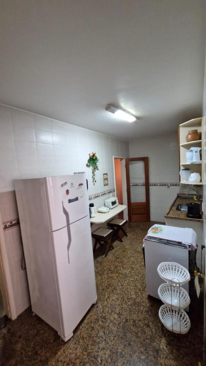 Localizacao Imbativel! A 98M Da Praia Do Forte Com Conforto, Ar-Condicionado E Estacionamento! Cabo Frio Eksteriør billede